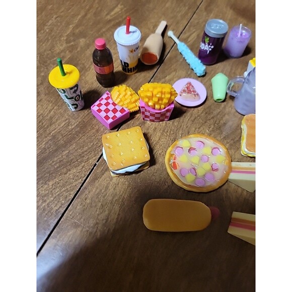 Barbie Fashion Dolls Mix Match Fast food Lot drinks burgers pizza etc.. - Picture 2 of 8